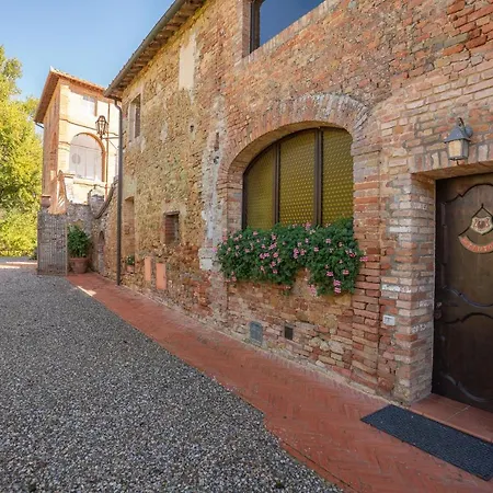 Borgo San Lorenzo A Linari * San Rocco a Pilli